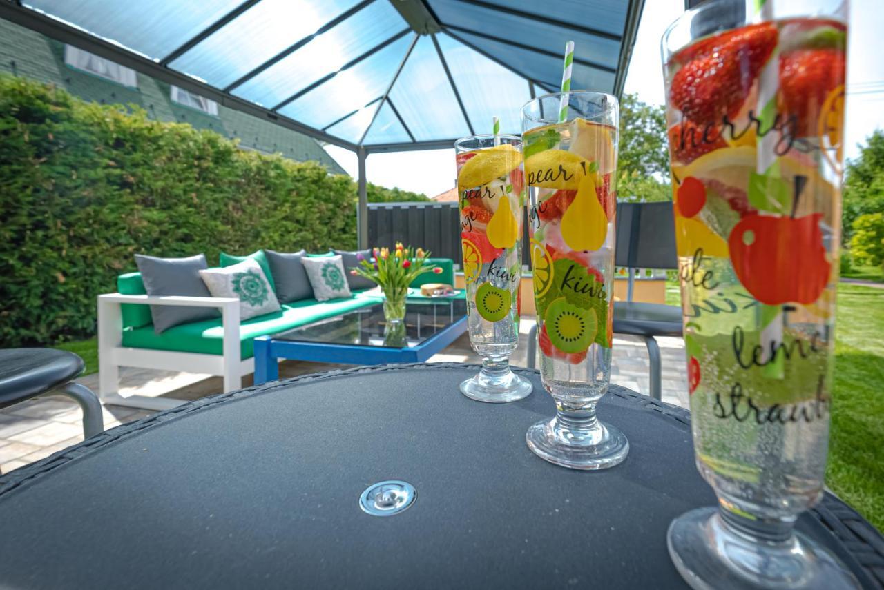 Sunny Garden Pihenohaz Villa Сиофок Екстериор снимка